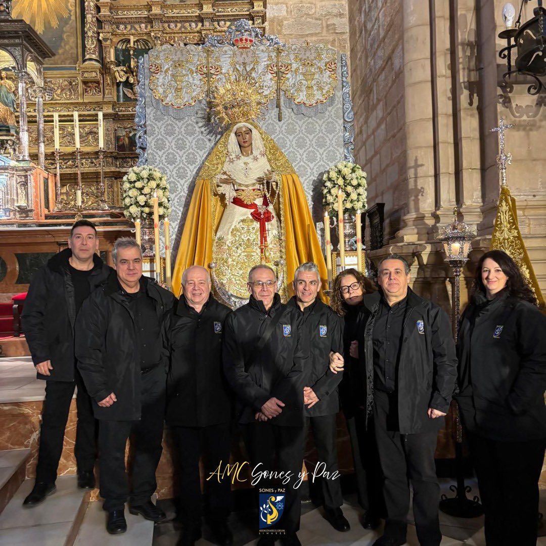 📸 | 𝐀𝐆𝐄𝐍𝐃𝐀 

En la mañana de ayer, nuestro Ensemble de música tuvo el honor de acompañar a Nuestra Señora de la Paz en su solemne Eucaristía arropada por muchos devotos y fieles.

Gracias a la hermandad por hacernos partícipes con nuestros Sones 

📲 #SuenaSonesyPaz 🎼🕊️
