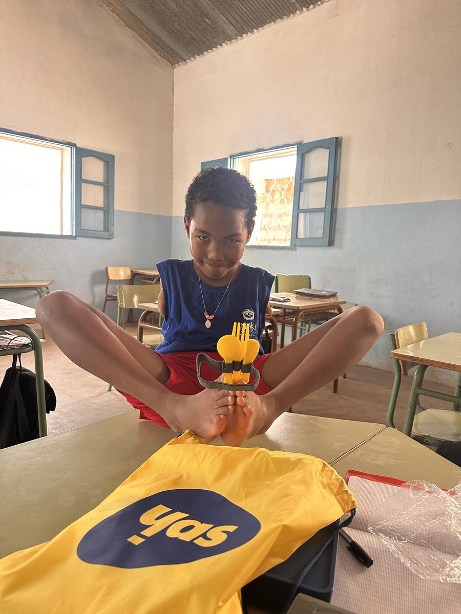 TAOM-BAOVAO MIZARA HAFALIANA 

Tao Tsiroanomandidy no nisantaranay ny fizarana hafaliana voalohany t@ ity taona 2026 ity.

Ny ONG FAMI (Fikambanana ho an'ny Ankizy Mivotra), izay manarina sy manabe ireo ankizy manana fahasembanana eo amin'ny ratsam-batana, no nisitraka izany.