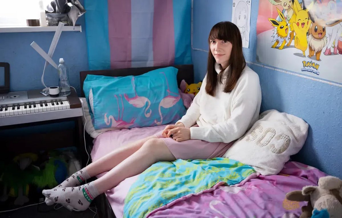 This might sound too obvious to be worth saying but it's crucial to understand: what "trans women" want is to be women. It might look like they want to force everyone to pretend they're women and then they'll be happy. 

But that's not it. They can achieve that. 
They can achieve