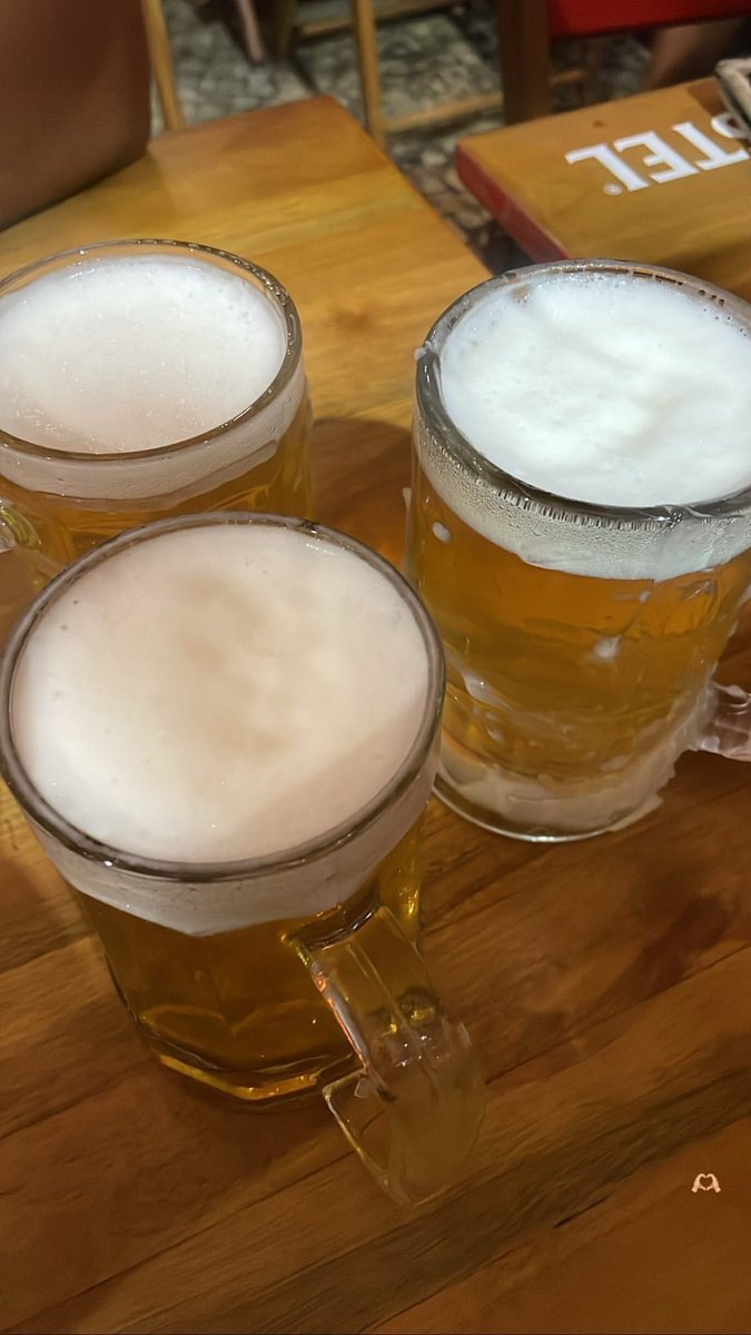 papodebrisadoo's tweet photo. 🚨VEJA: Jovens estão consumindo cada vez menos álcool, e substituindo o consumo de bebida alcoólica por mac*nha! https://t.co/xQWCyyX8E5