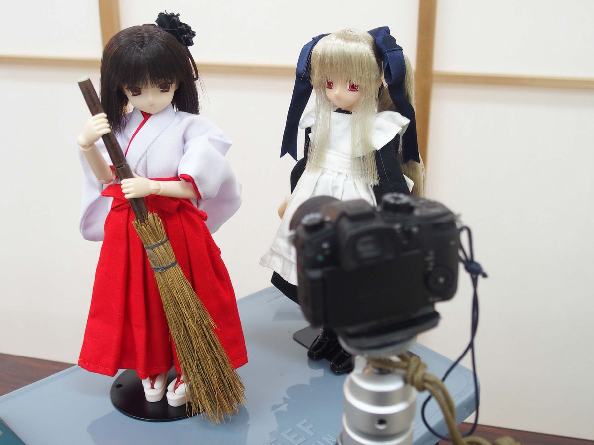 某会場の片隅にて 　･･･ﾏｲﾍﾟｰｽ

#やみの娘