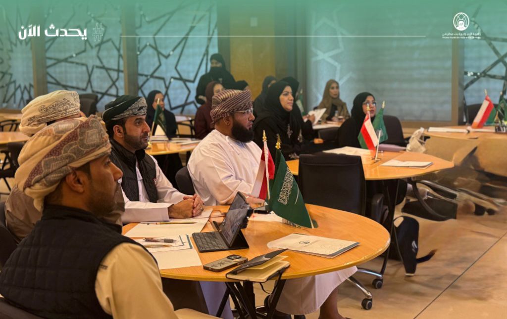 pnu_live's tweet photo. #يحدث_الآن:
تنظّم عمادة التطوير والجودة، ممثَّلةً بوكالة التطوير، ورشة عمل بعنوان: "الهوية الرقمية للباحث"، ضمن زيارة الوفد العُماني للجامعة، بحضور عدد من الباحثين والباحثات من الطرفين، تقدمها الدكتورة فاطمة مفرح، في المكتبة المركزية بـ #جامعة_الأميرة_نورة. 
#PNU https://t.co/6NLNCMebBm