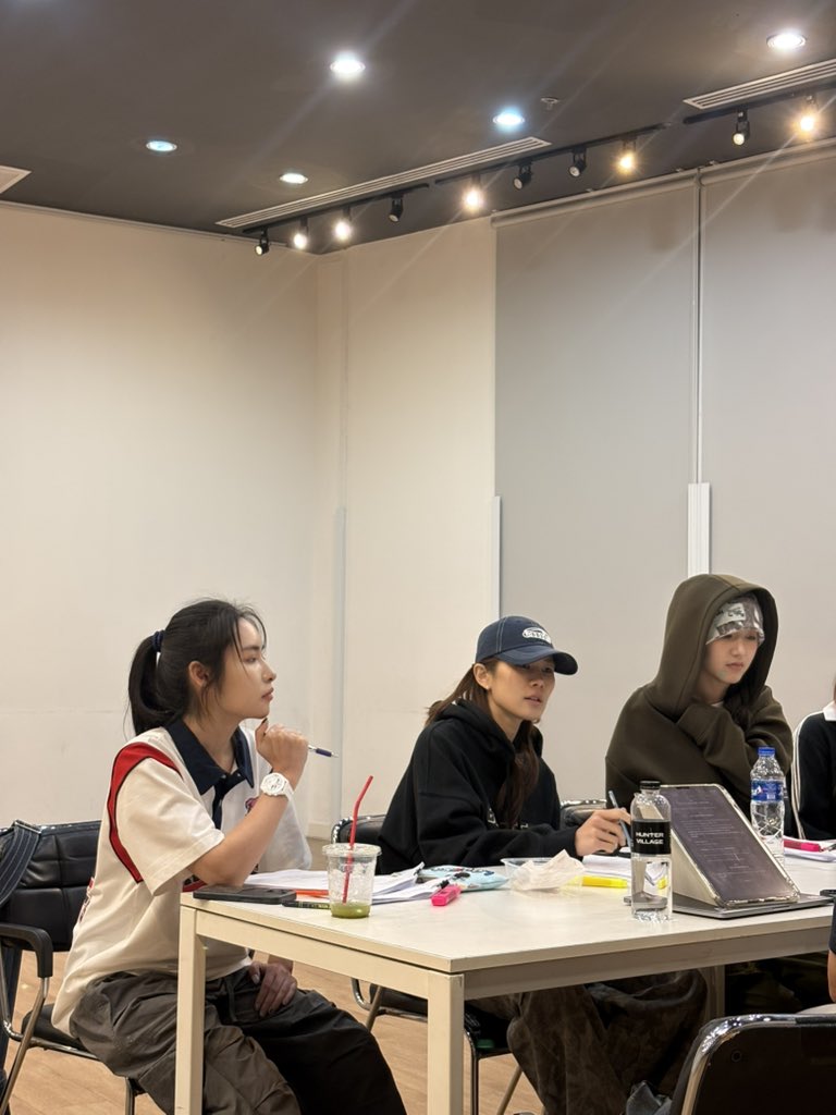 Remaintheseries สิ่งที่เหลืออยู่ tweet media