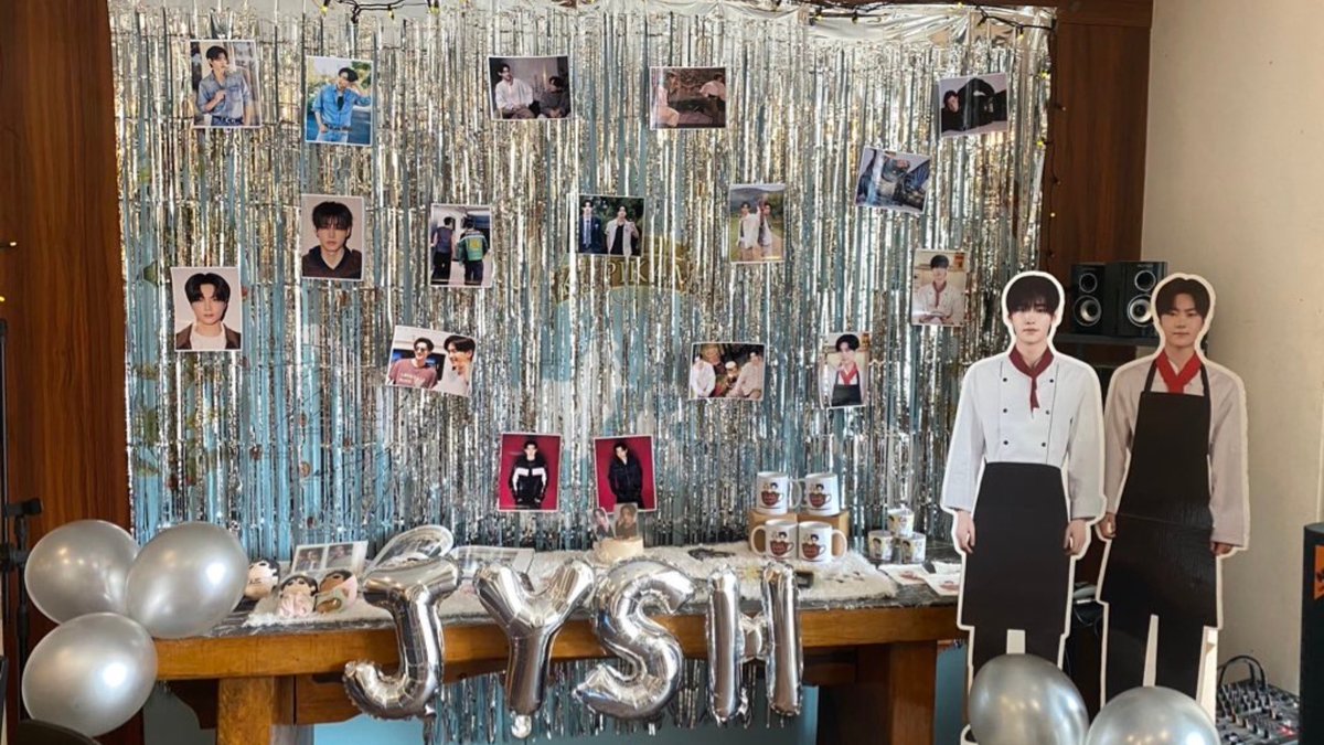 jayhoonproject's tweet photo. Terima kasih untuk semua yang sudah ikut meramaikan event ini! Ini sedikit sneak peek keseruan kami bersama para barista 🖤🤍

#CupofHope #CupofHope_JYSH #흑백즈 https://t.co/vjDPQGFLaA