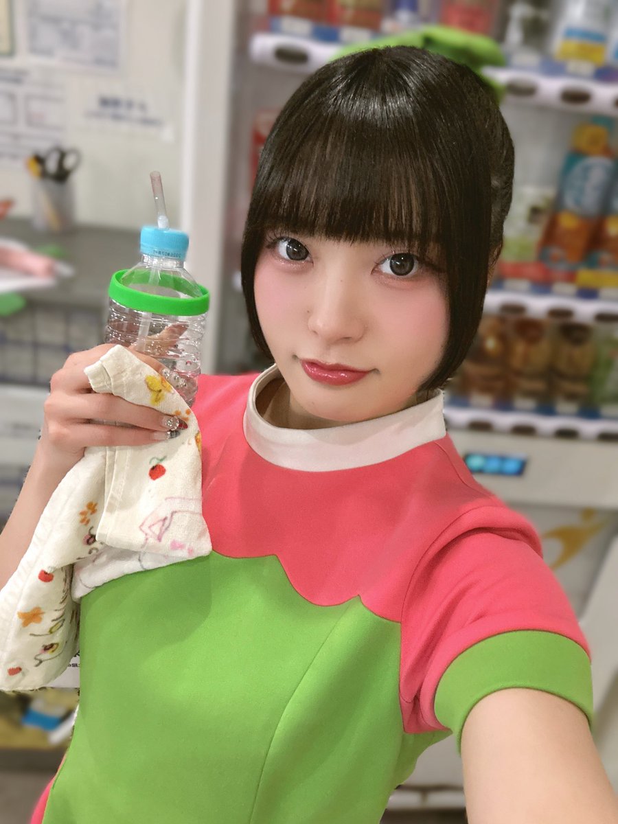 mugiko_qppo's tweet image. 水分補給、しっかりしてるか〜❔💧