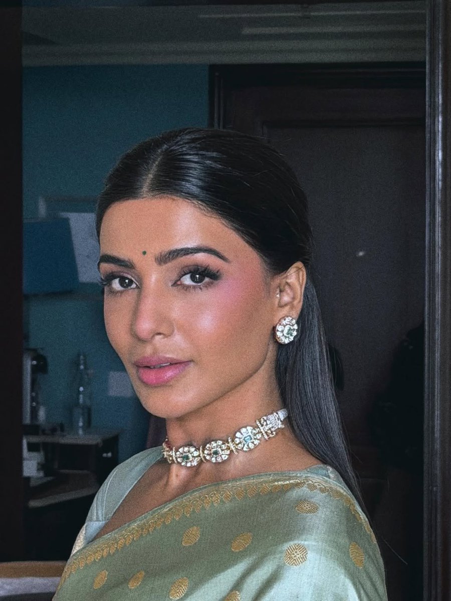 Teamtwts2's tweet photo. Our Queen @Samanthaprabhu2's recent! 🛐❤️ 

🔗 https://t.co/XDLeCResDo 

#Samantha #SamanthaRuthPrabhu https://t.co/MtGSC2LCN3