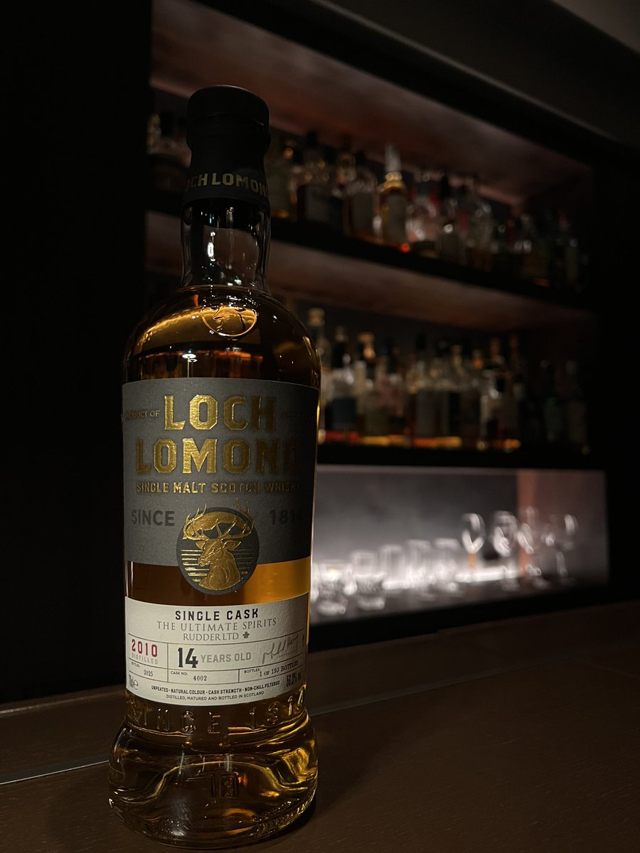 今週のおすすめウイスキーはこちら 2010ロッホローモンド14年 56.3