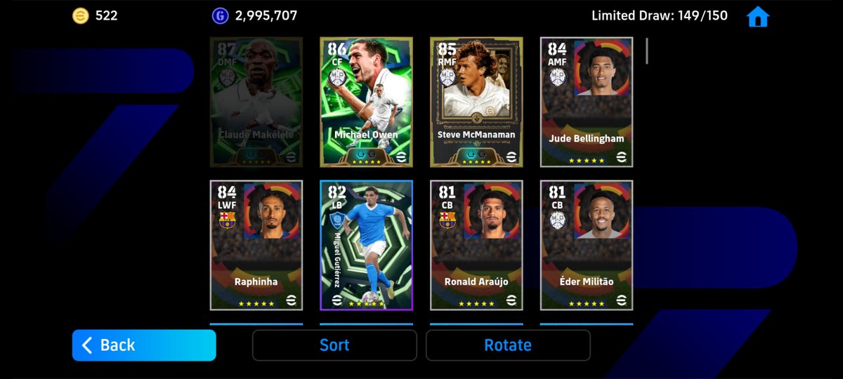 fantomcee's tweet image. Come let's swap na that Owen I want