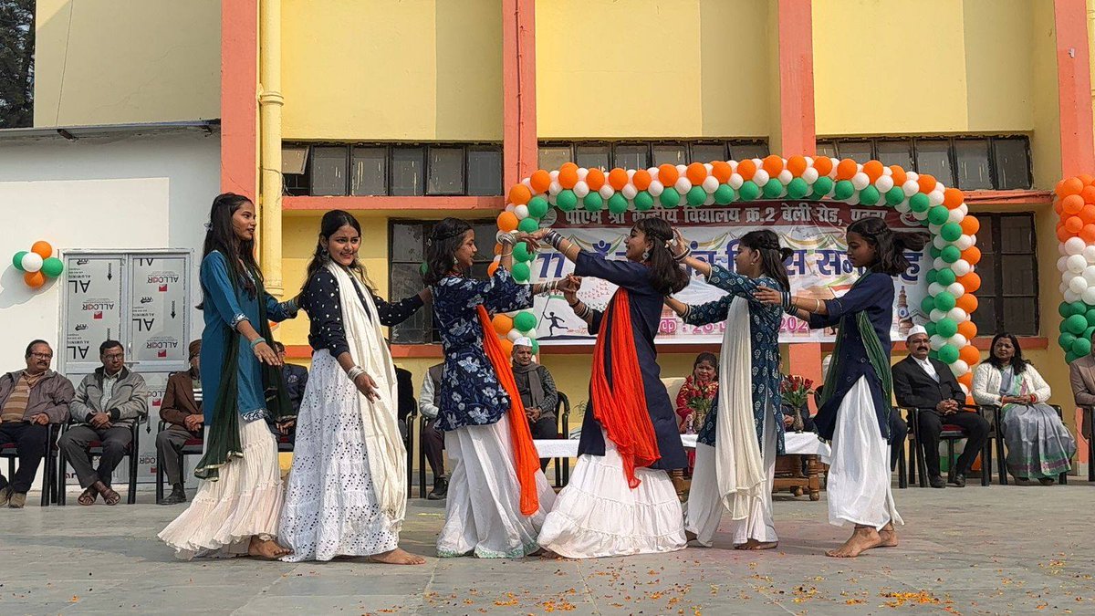 KV_BAILEY_ROAD's tweet photo. Celebrating the 77th Republic Day at Vidyalaya with pride, unity, and patriotism! @kvsropatna @KVSROPATNA1  @KVS_HQ https://t.co/cv61Qu2ypH