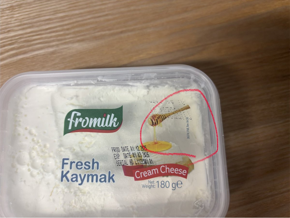 근데 왜케 남의 트윗 번역해 올리는 트윗 많아졌지? 동의는 얻었나 싶고, 그보다 다 알아야해? 무슨 뉴스 속보도 아니고 카이막 유통기한 표기에 어이없었던 거 만큼 하나마나한 말.