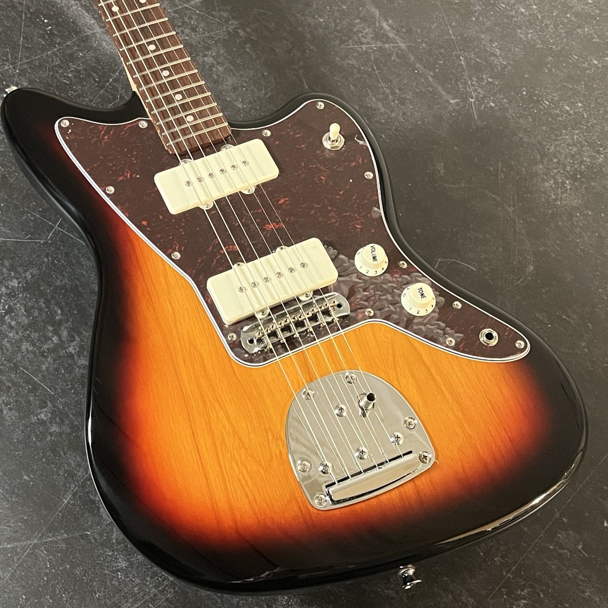 【バズってます】
Photogenic JM-220/3TS が、ここしばらくアクセス数の高い要注目モデルに！
見た目はしっかりJMスタイル、価格もチャレンジしやすい1本です。
気になる方は、ぜひ一度弾きにきてください。
＃ギター上級アドバイザー平
詳細はこちら👇
x.gd/iMRxm