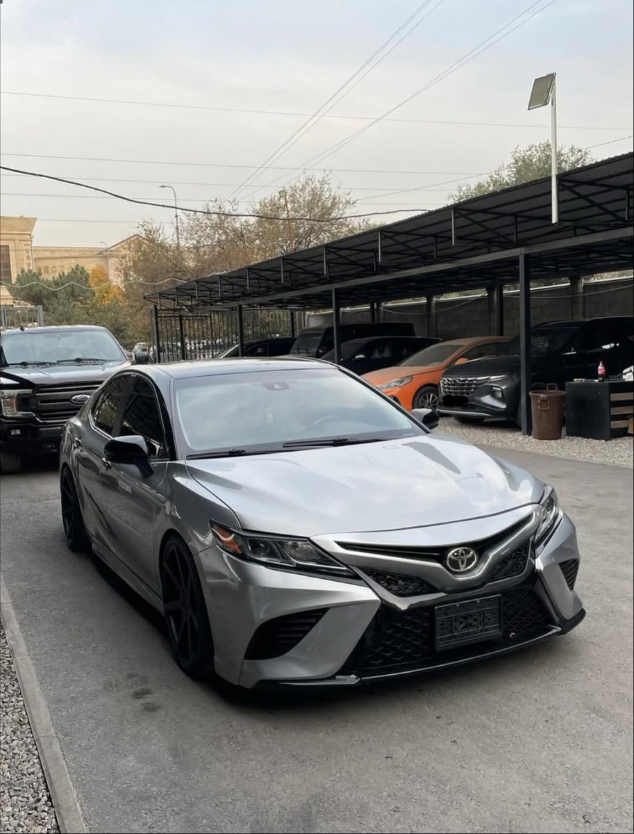 nocarcontext's tweet photo. Toyota Camry 70 SE SPORT 🩶🩶 https://t.co/OfmT9d9jsD