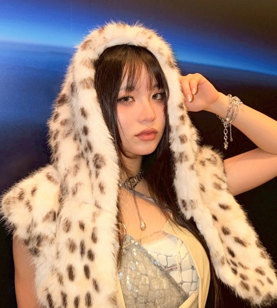 Hanacocomini's tweet photo. 私ねモフモフを被ってるHANAちゃん🌹が好きって気づいたの🫶
だって可愛すぎない？
モフモフ被ってるHANAちゃん見たら教えてね😊 https://t.co/iEu1hWqtQ8