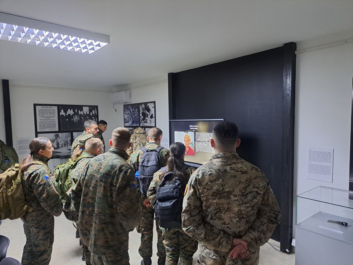 Данас су припадници 1. пјешадијског батаљона 6. пјешадијске бригаде ОС БиХ који баштини традицију 3. пјешадијског пука Република Српсак пука посјетили  ЈУСП Доња Градина. 
Том приликом им је одржан историјски час о страдању у Концентрационом логору Јасеновац.