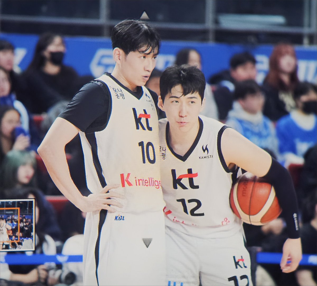 문워커 (@moonwalker__10) on Twitter photo 