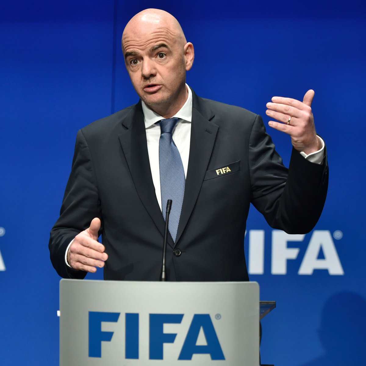 Em reunião com o Gianni Infantino, o Presidente Lula vai pedir para a FIFA realizar a próxima Copa do Mundo de Clubes no BRASIL.

Via <a href="/laurojardim/">Lauro Jardim</a>