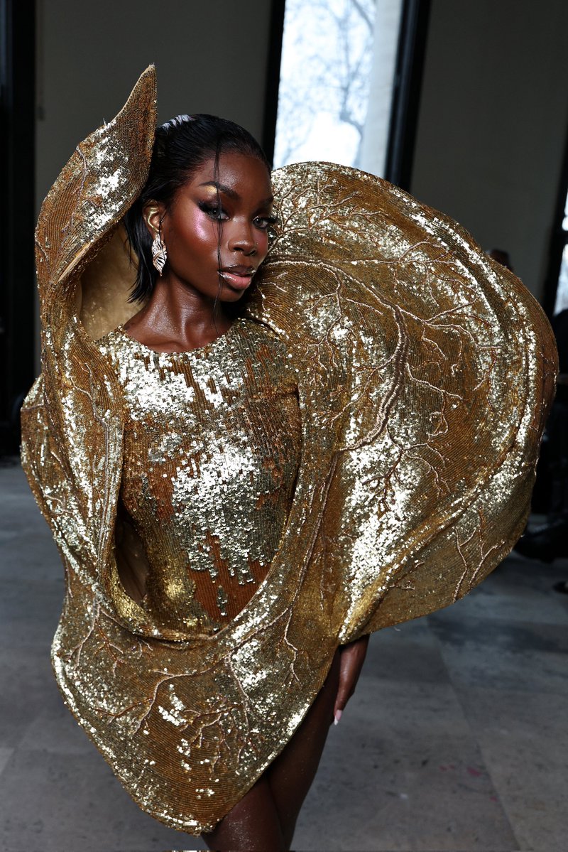 saintdoII's tweet image. olandria attending today’s rahul mishra spring 2026 haute couture show