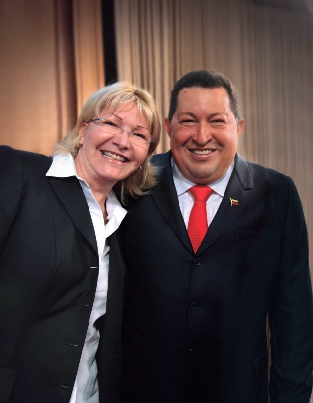 La reconciliación nacional debe venir acompañada de la JUSTICIA.

Luisa Ortega Díaz cuando fue Fiscal General logró encarcelamientos, torturas y muertes de muchos venezolanos inocentes.

No olvido, ni perdón. Queremos justicia.