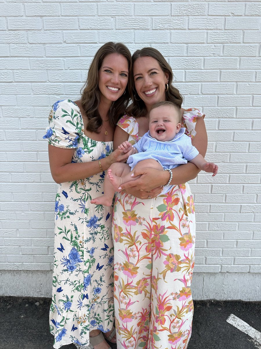 A few of my most favorite snaps with the birthday girl, Anna Mitchell Silva 🧡💫 wishing you a great day!