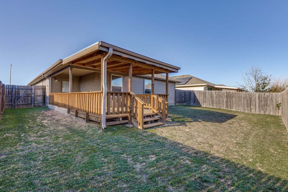 Esmeralda McGee eXp Realty tweet media