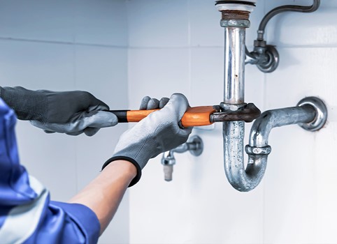 Local_959's tweet image. Facility Services Management - #Anchorage needs a #Plumber! This #UnionJob pays $52.03 per hour + benefits 💪 Go to AKTEAMSTERS.COM/JOB-BOARD for qualifications, responsibilities, position summary, &amp;amp; how to apply. #Alaska #TeamstersLocal959 #UnionStrong #1U