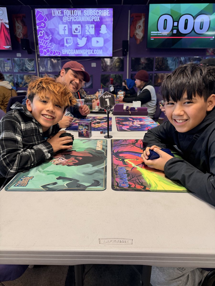 SandToes Family tweet media