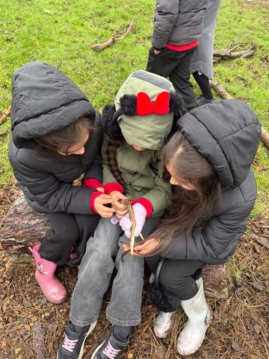 3ED had a brilliant morning with The Wilderness Company for their Stone Age experience 🪵🔥
<a href="/AdAstraTrust/">Ad Astra Academy Trust</a>