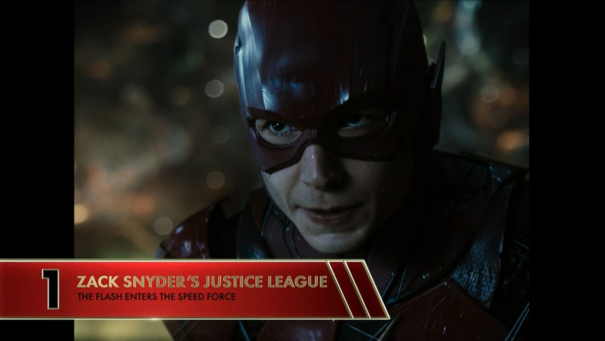 TheCurlyRay tweet media