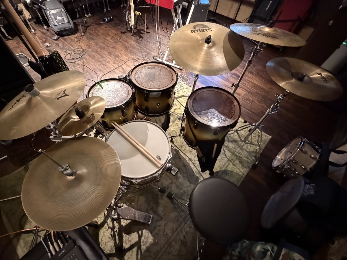 今日もリハーサル🥁

今日もいい音を目指して〜〜！！！

#打ち上げは寿司