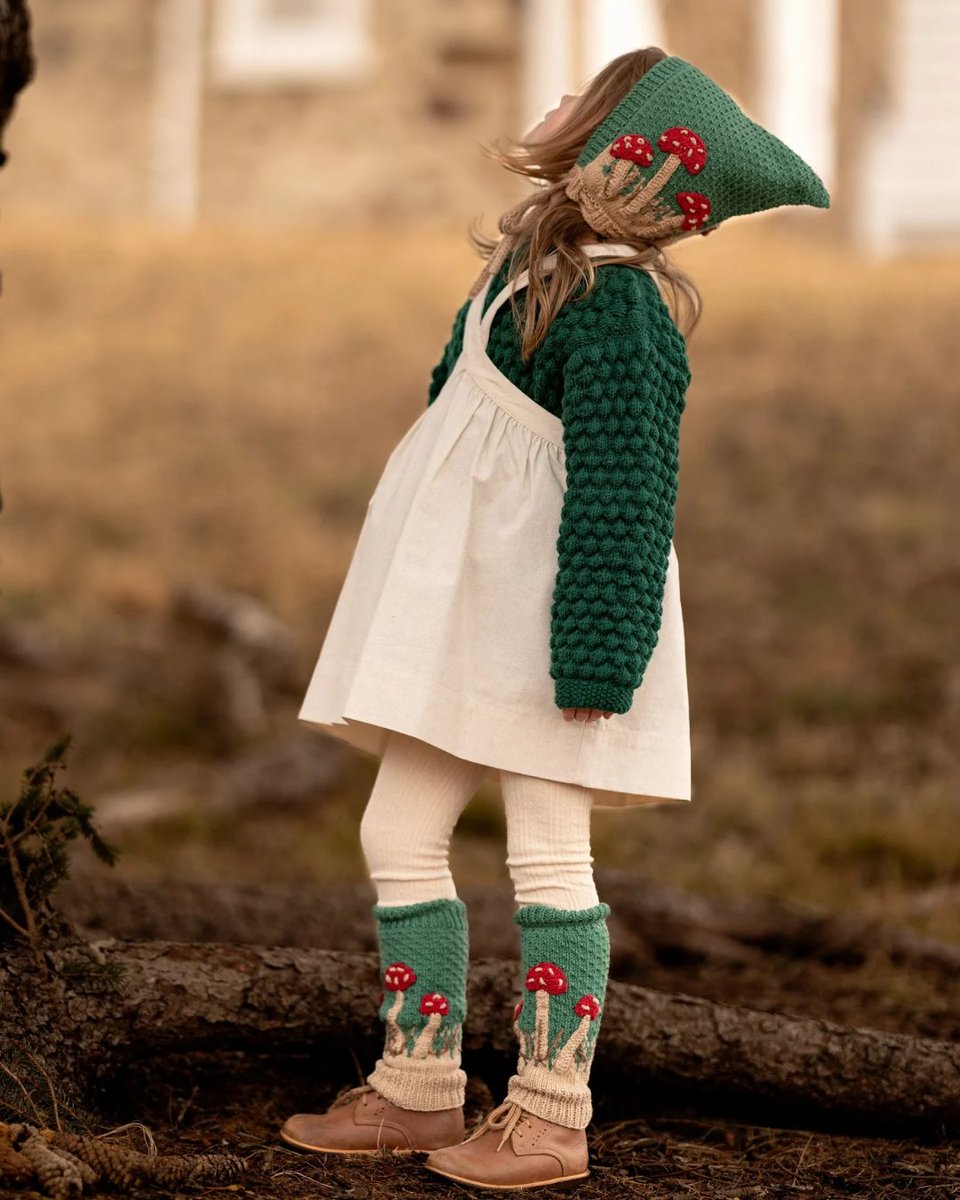 Ever notice how kids always reach for the softest thing in the drawer?

Not the itchy one. Not the stiff one. The comfy one. Every time.

That's why moms love cotton + bamboo knits so much. They're breathable, gentle on skin, and somehow cozy without feeling heavy.