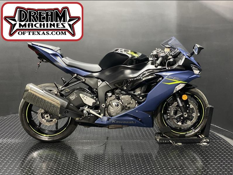 Turn heads and own the road with this next-level supersport