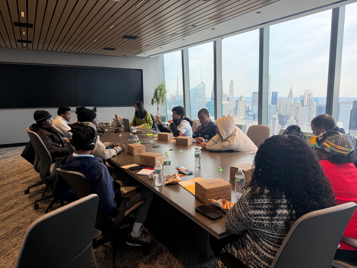 <a href="/wwt_inc/">World Wide Technology</a> Over the next four weeks, these talented students will collaborate with WWT mentors to develop unique technology solutions. Five schools will advance to the finals for a chance to win the grand prize. Stay tuned for updates!

We can't wait to see what they innovate 🚀 #WWTLife