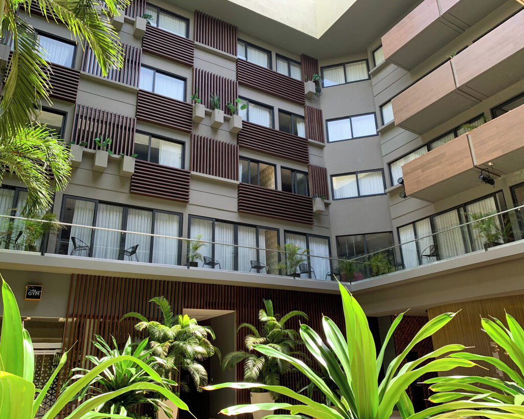 Every corner is a style statement designed for the contemporary traveler seeking exclusivity and comfort. 🏙️🌿
Book now bit.ly/TheFivesHotels
#Feelthefives #TheFivesDowntown #PlayadelCarmen