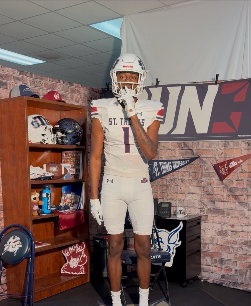 Ladarien baker tweet media