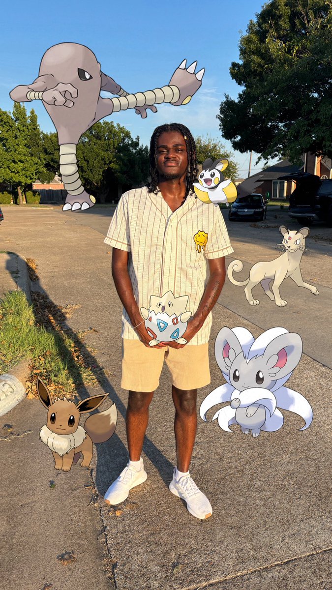 AvatarRek's tweet image. I mean let me ask the audience 🍽️