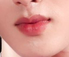 S1mone97's tweet image. Family 🥹💙               { #est_rvp }

Heart shaped                          Heart shaped
        lips                                                nose