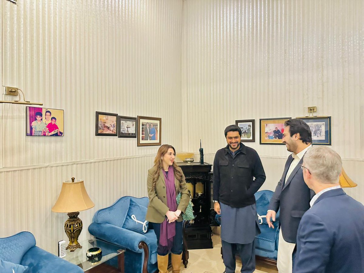 msak_official's tweet photo. US Ambassador to Pakistan, Miss Natalie Baker and US Political Chief and Economic Section Cheif Mr. Peter McSharry at Khalidabad - with Mir Shahbaz Ahmed Khan Lound and Mir Sardar Khan Lound
@PakinUSA https://t.co/WBPTtb85Er