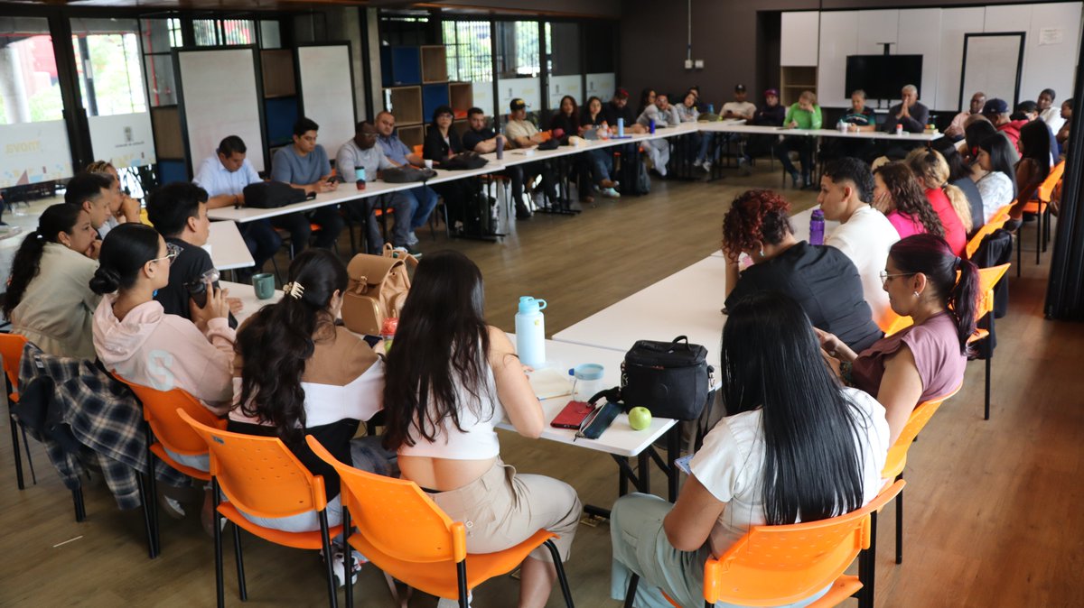 Asociación Sindical de Educadores de Medellín tweet media