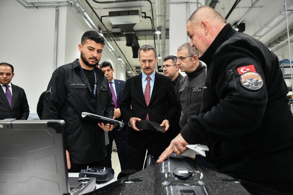 gdh defence tweet media