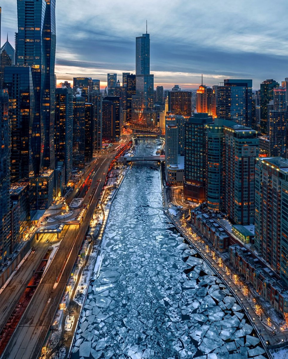 SeascapeNature's tweet image. Chicago, Illinois 🇺🇸