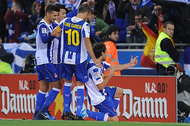 rcdestats1's tweet image. Lo han intentado, pero el #RCDE seguirá una jornada más en puestos de competición europea y ya van doce de forma consecutiva. 

El Espanyol no estaba en puesto de competición europea durante 12+ jornadas de forma consecutiva, desde la temporada 2010/11 (23).