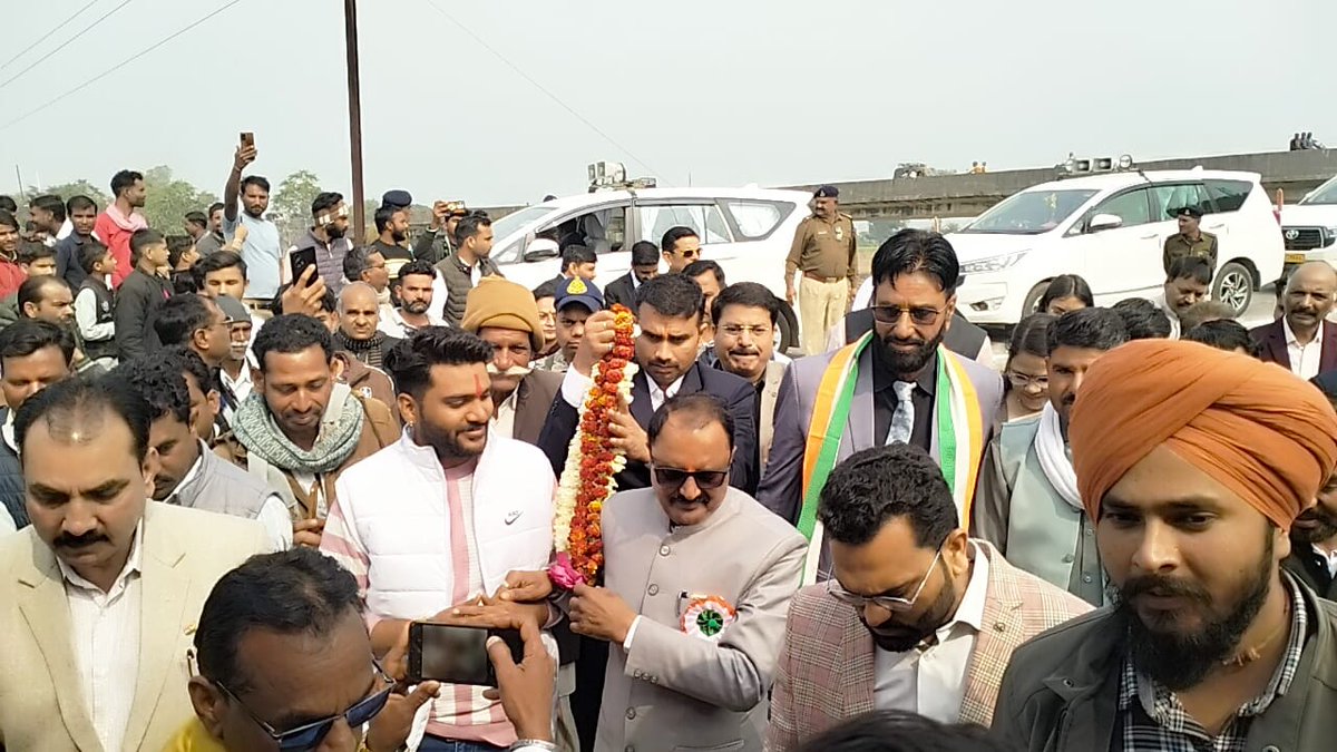 krishnpalydvbjp's tweet photo. आज ग्राम भादोंन में अशोकनगर के  जिले के प्रभारी मंत्री सम्मानीय श्री @RakeshShukla_12  जी का आत्मीय स्वागत किया।।💐

@BJP4India https://t.co/leca33xwiu