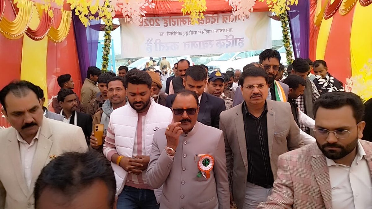 krishnpalydvbjp's tweet photo. आज ग्राम भादोंन में अशोकनगर के  जिले के प्रभारी मंत्री सम्मानीय श्री @RakeshShukla_12  जी का आत्मीय स्वागत किया।।💐

@BJP4India https://t.co/leca33xwiu