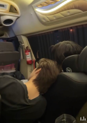 JKVRMYfaiijk's tweet image. ขี้โกงมาก ได้เติมไดฟุกุอยู่คนเดียว