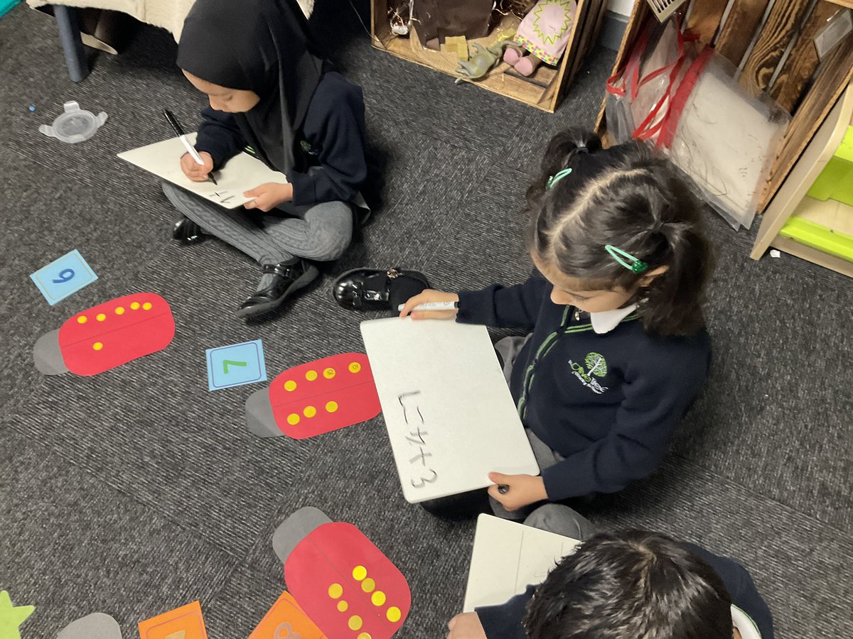 Miss_M_Patel's tweet image. We had a blast making totals of 8 using counters!  The children also took a step further by practicing their number sentences. What a fun way to explore numbers together! @WhiteRoseEd #EarlyYears #MathFun