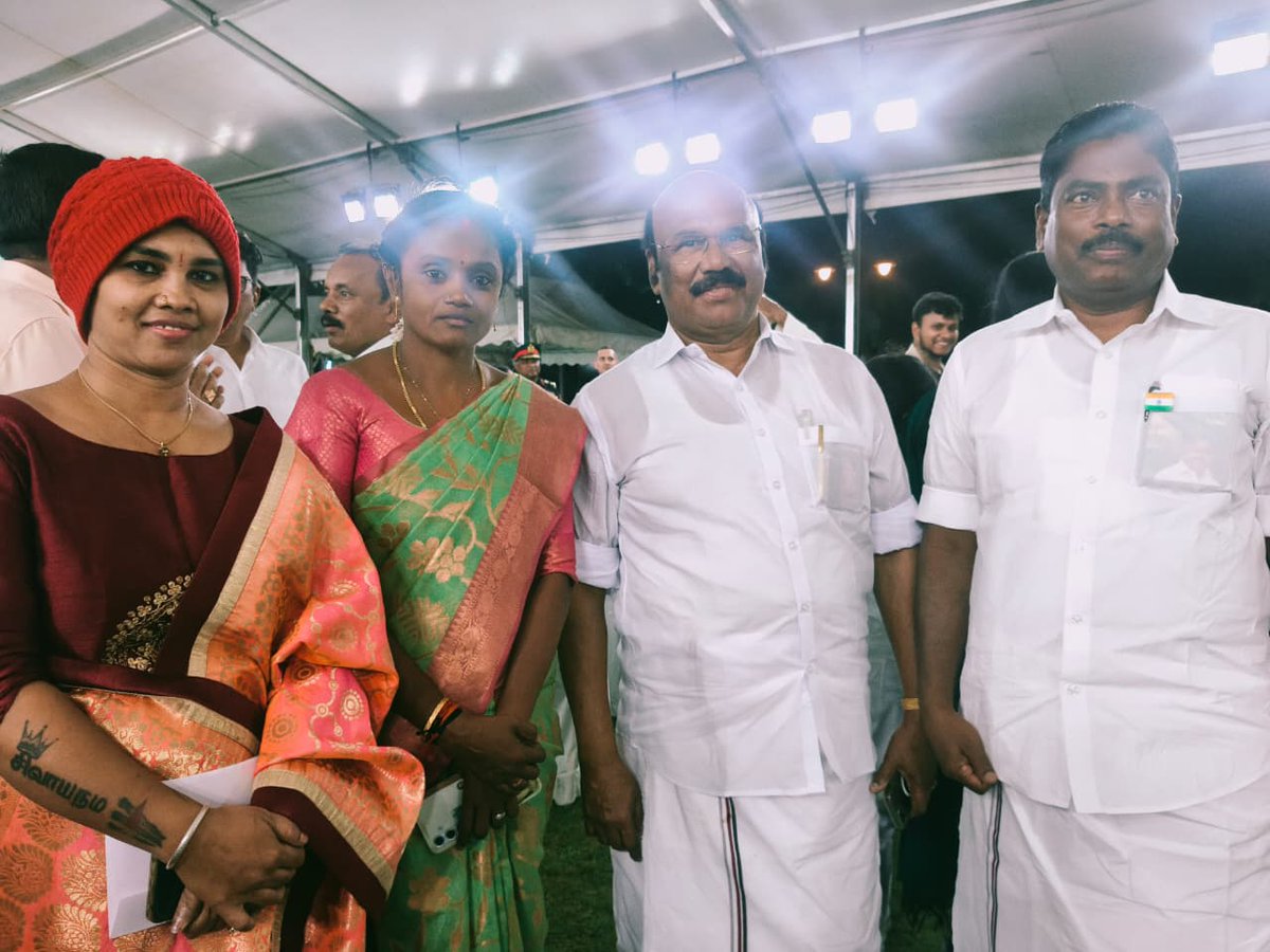 Kalai Devi.B. பாரதிய ஜனதா கட்சி. மோடி குடும்பம் tweet media
