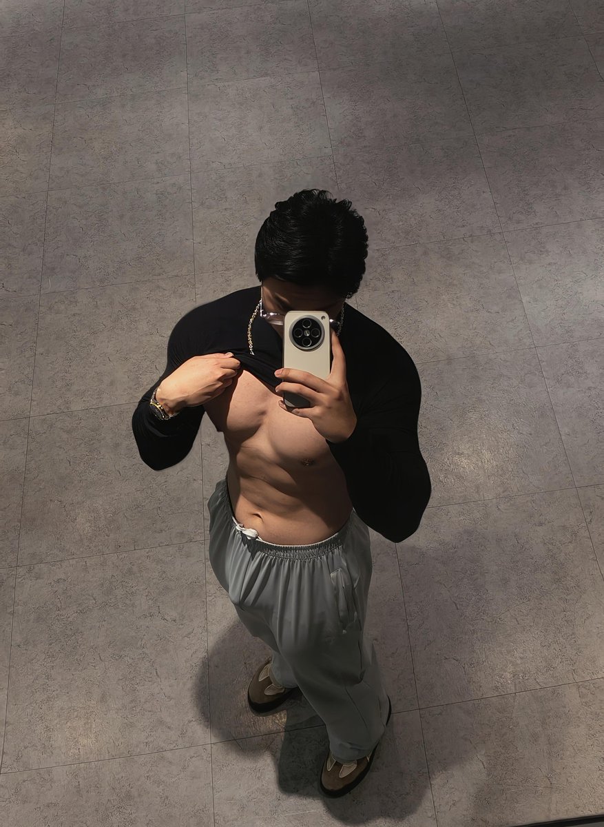 小小的一个 其实190 94kg