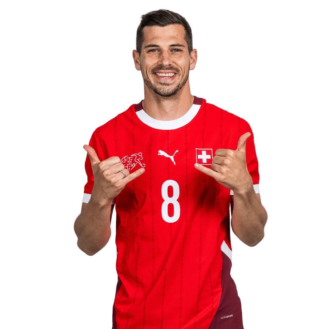 CDM2026_'s tweet photo. Remo Freuler de nouveau sur les terrains https://t.co/CIASFS2L9R https://t.co/WZSEwrsRzH