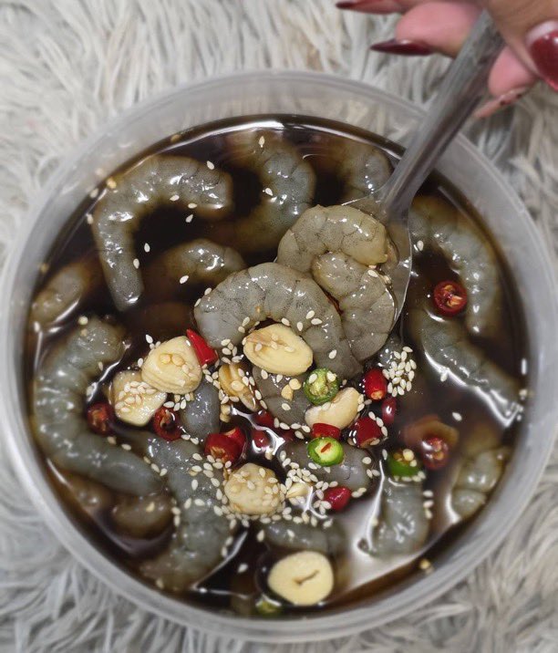 📍แถว รามอินทรา สายไหม ลาดพร้าว จตุจักร อนุสาวรีย์ชัย ห้วยขวาง ดินแดง พระราม9 รัชดา ส่งฟรีค่ะ พร้อมส่ง (พรุ่งนี้ตอนเย็นกับวันพุธค่ะ)

ช่วยรีหน่อยค้าบ สั่งได้น้าา ( พื้นที่ใกล้เคียงส่งฟรีได้ค่า ) ชิ้นโตๆเยยย ทำสดใหม่ทุกวันค่า 🍣🍤

กุ้งดองซีอิ้ว (10 - 12 ตัว) 139 บาท