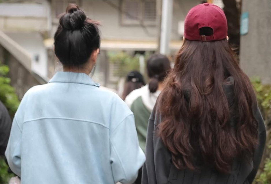 hey_syd1's tweet photo. These two fits with each other so well... so so so cute like literally so cute.. they are like God's most successful and blissful plan 
😭🤌😍

#ShellyPundao #shellybenda #pundoa 

(Cr. ipynceeeee) https://t.co/trsYs6QTkv